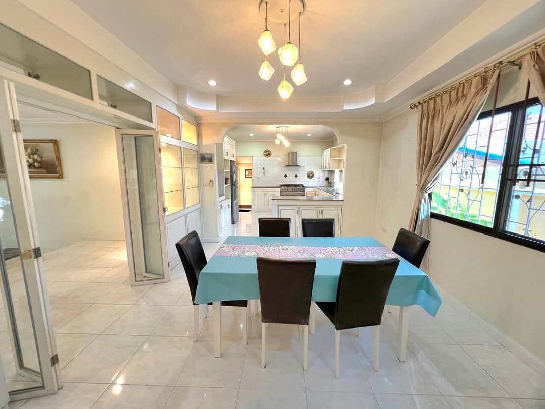 picture 3 Bedroom House in Nong Pla Lai - 3/13