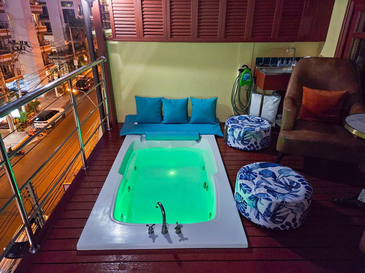 picture 5-Story House For Sale in Pratumnak - 7/12