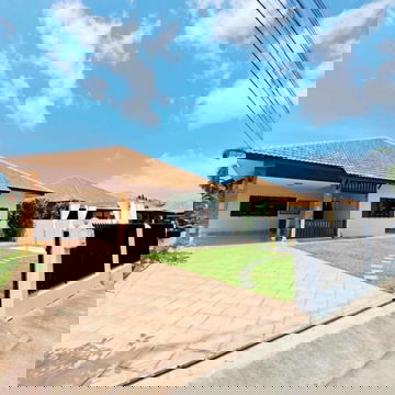 บ้าน 3 ห้องนอนกว้างขวางให้เช่า – พัทยาตะวันออก