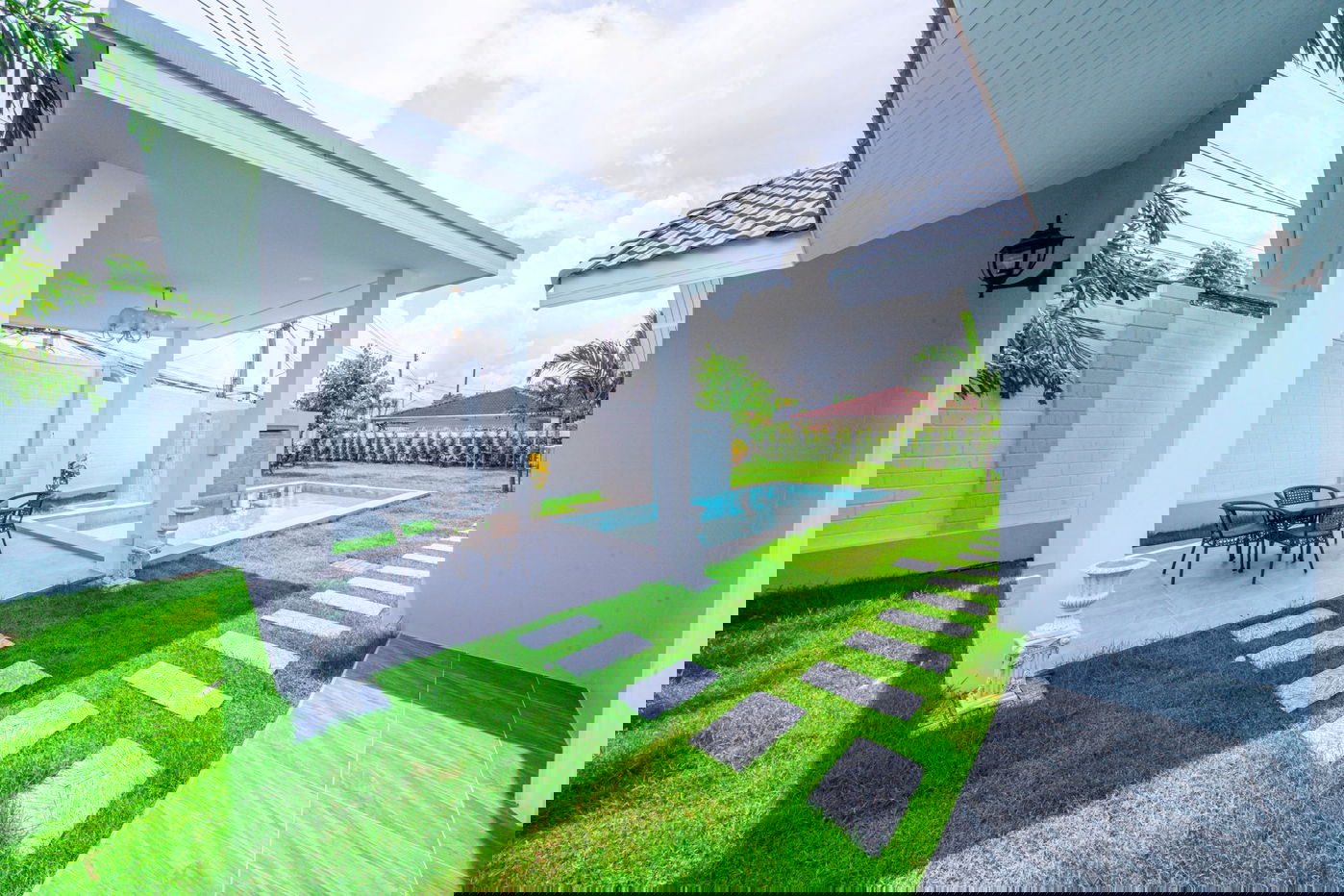 picture Elegant 4-Bedroom Pool Villa for Sale in East Pattaya - 5/19