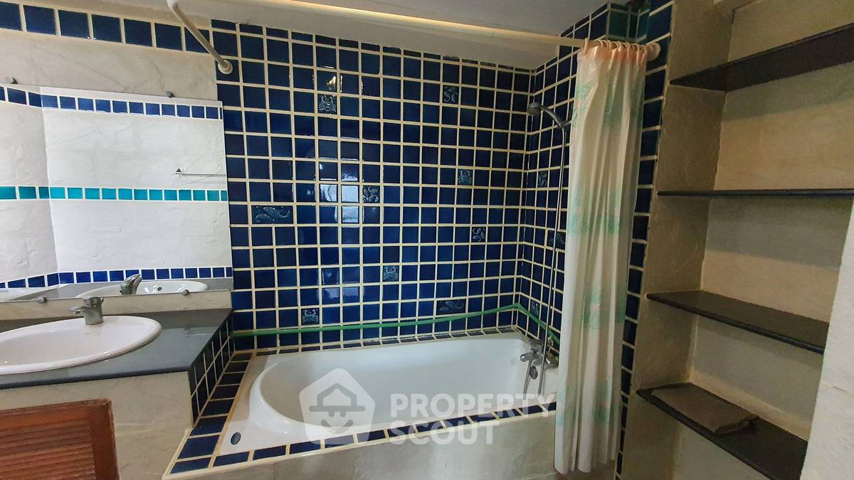 picture 2-BR Condo at Thonglor Tower Condominium near BTS Thong Lor (ID 893540) - 18/19