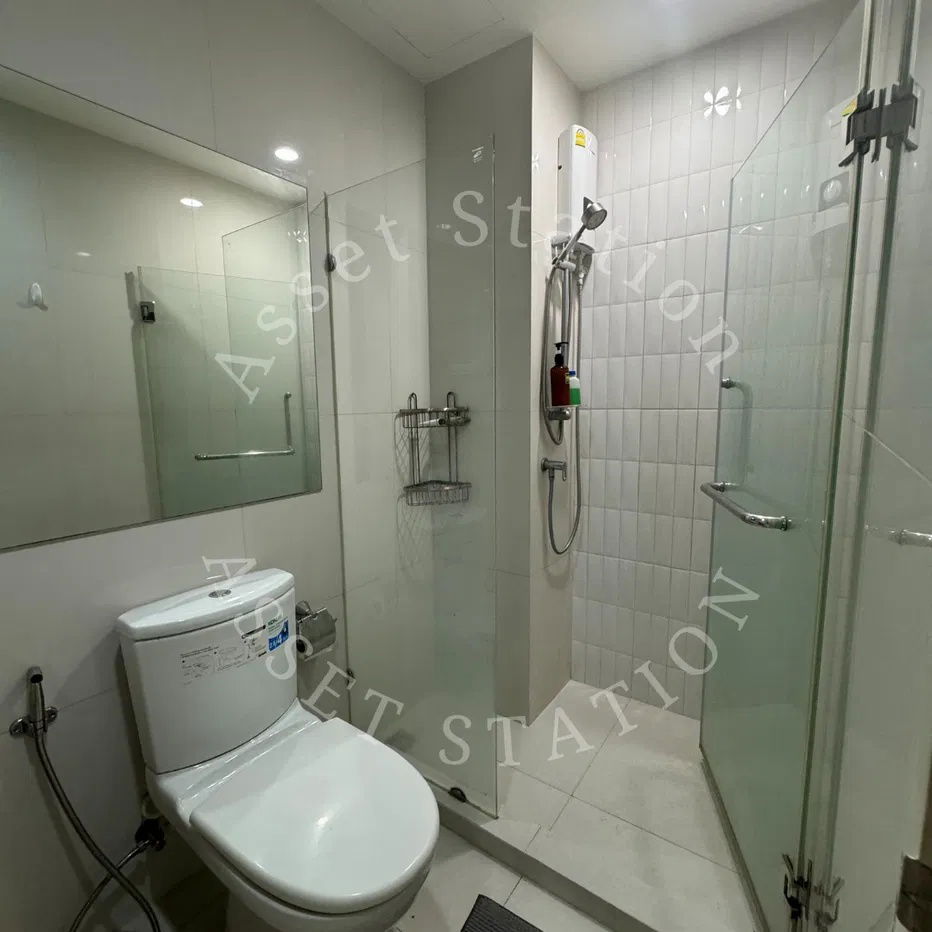 picture Rent now! Life Asoke Condo, beautiful modern style room, near BTS Asoke. - 7/8