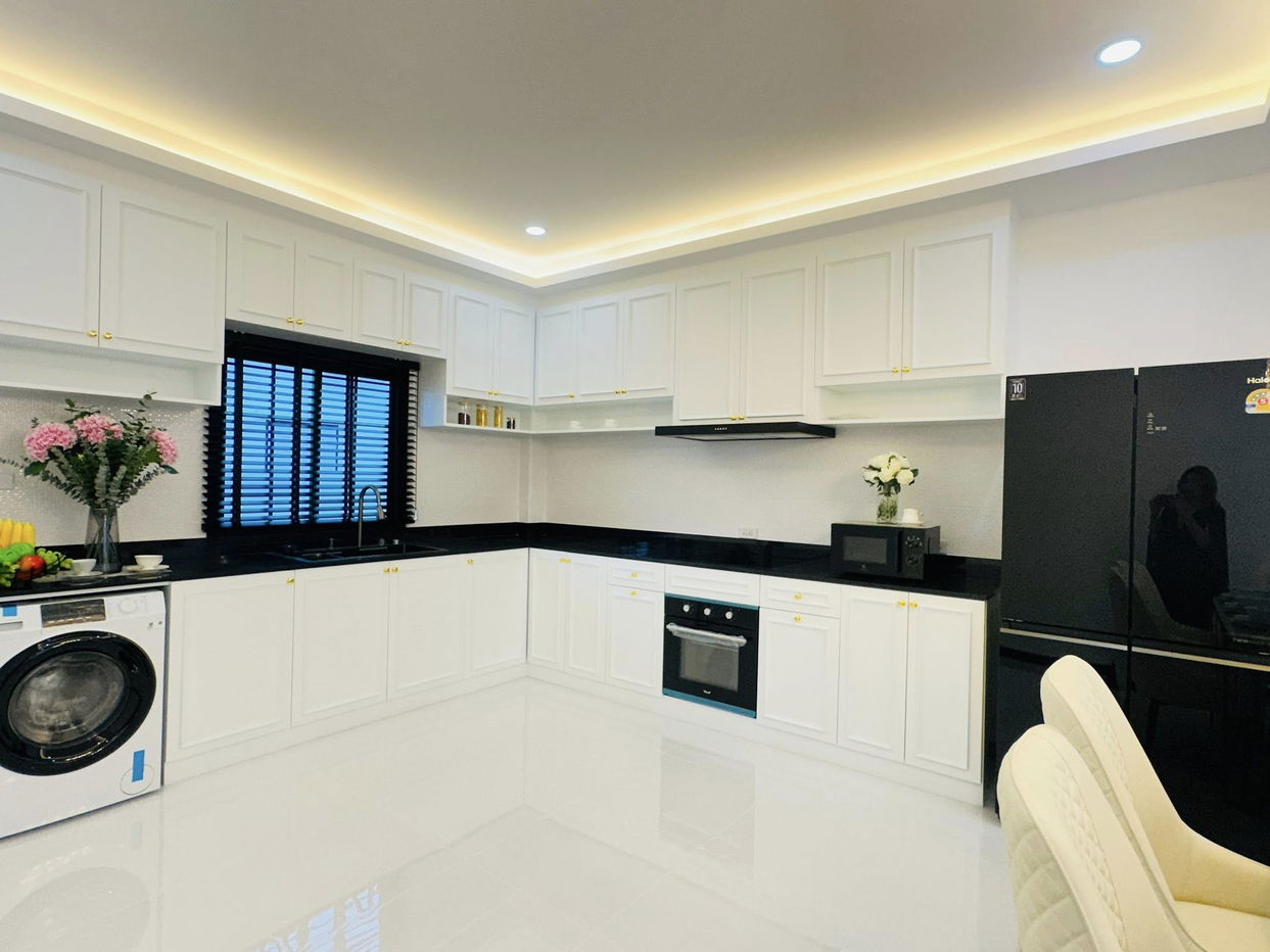 รูป ขายพูลวิลล่า 4 ห้องนอนกว้างขวาง – ห้วยใหญ่ - รูปที่ 8/16