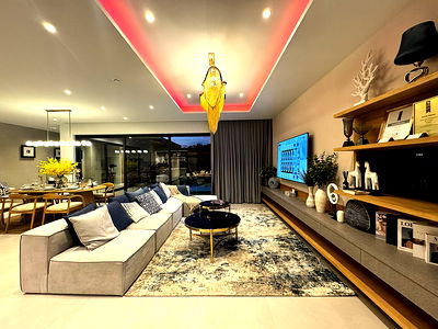 Houses for sale Frost Magical Ice of Siam : Prime Habitat Villa Pattaya for Sale