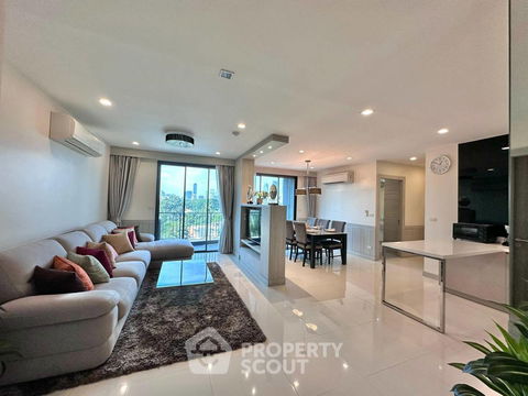 คอนโด 3-ห้องนอน ที่ ทราเพโซ สุขุมวิท 16 ใกล้ MRT ศูนย์การประชุมแห่งชาติสิริกิติ์ (ID 2020538)