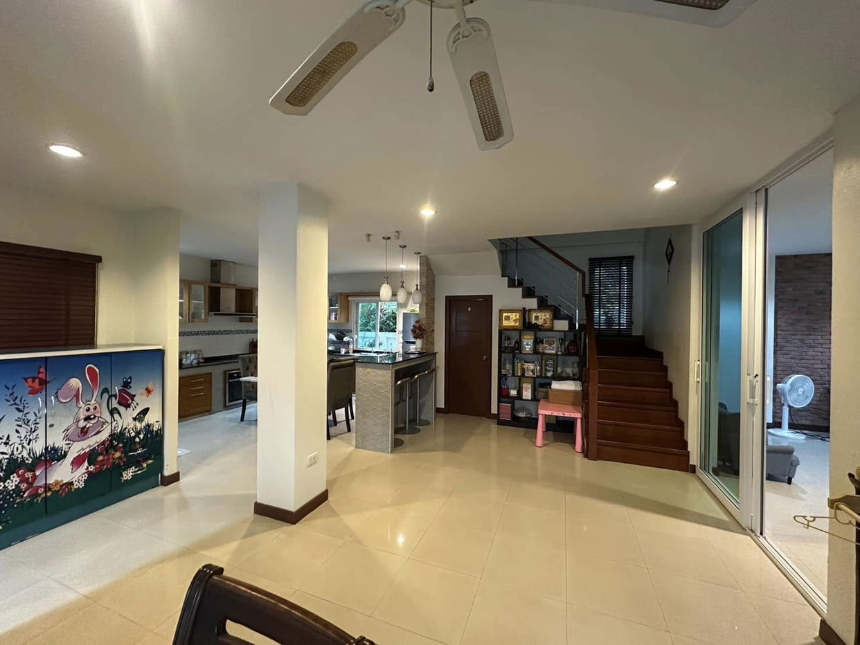 picture Single House for Sale in East Pattaya - 3/13