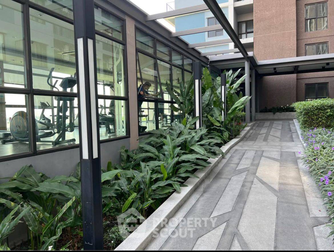 picture 1-BR Condo at Rich Park @ Triple Station near ARL Hua Mak (ID 2004349) - 10/10