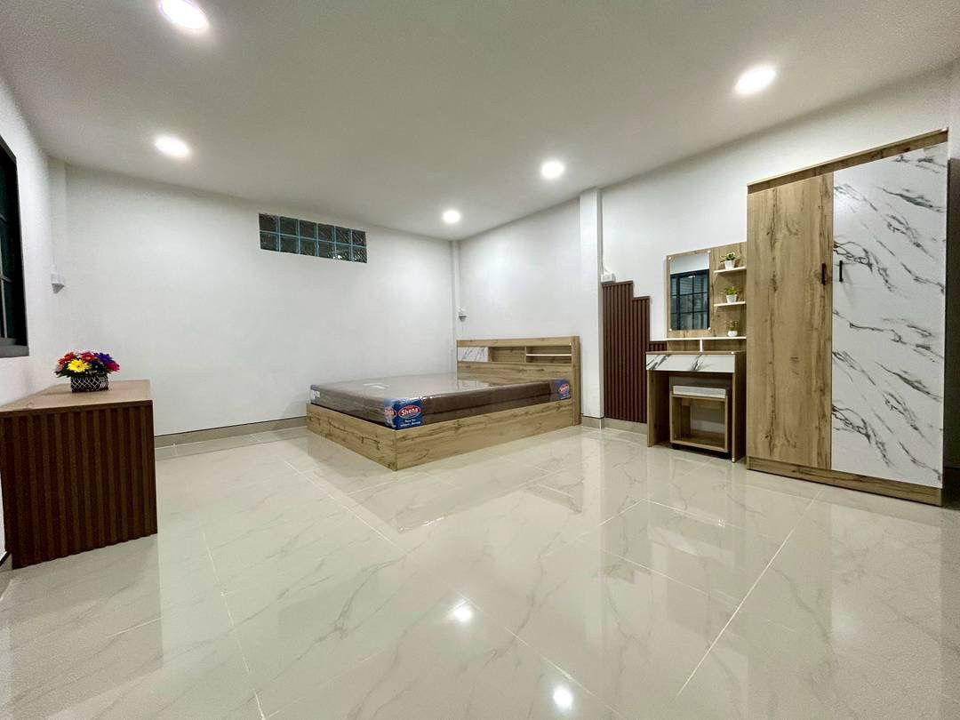 รูป โปรแรงลด 300,000 บาท! ฟรีโอน! บ้านแฝด 2 ชั้น พฤกษา 19 วัดลาดปลาดุก | 6 นอน 38.5 ตร.วา จอดรถ 4 คัน! | เพียง 2.89 ลบ. - รูปที่ 14/21