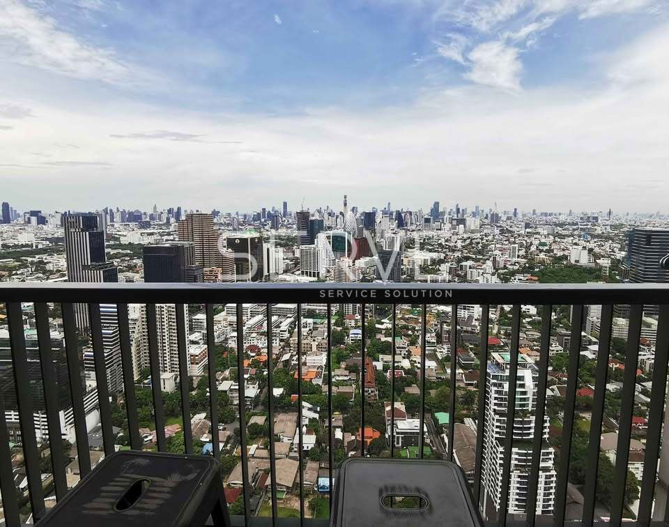 picture 1 Bed 1 Living Room Super High Fl. 45+ Nice Room Good Location Close to BTS Saphan Khwai 500 m.  @  Rhythm Phahol - Ari  - 3/9