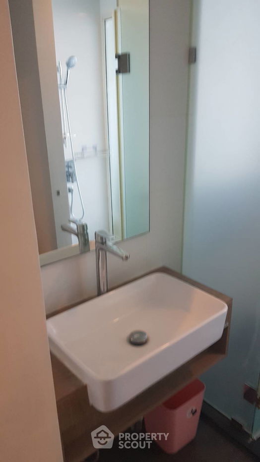 picture 1-BR Condo at A Space ID Asoke Ratchada near MRT Phra Ram 9 (ID 1411104) - 5/17