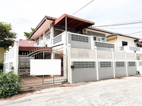 ให้เช่าบ้านเดี่ยว 2 ชั้น – พัทยากลาง