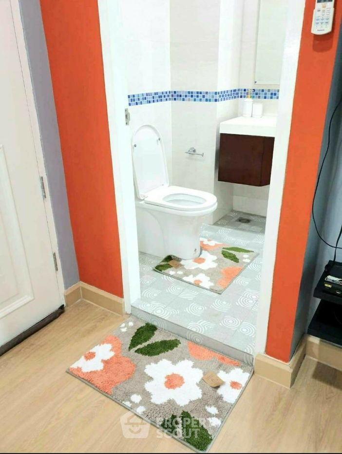 picture 1-BR Condo at Life @ Bts Phaholyothin 18 near MRT Kamphaeng Phet (ID 1332867) - 11/11