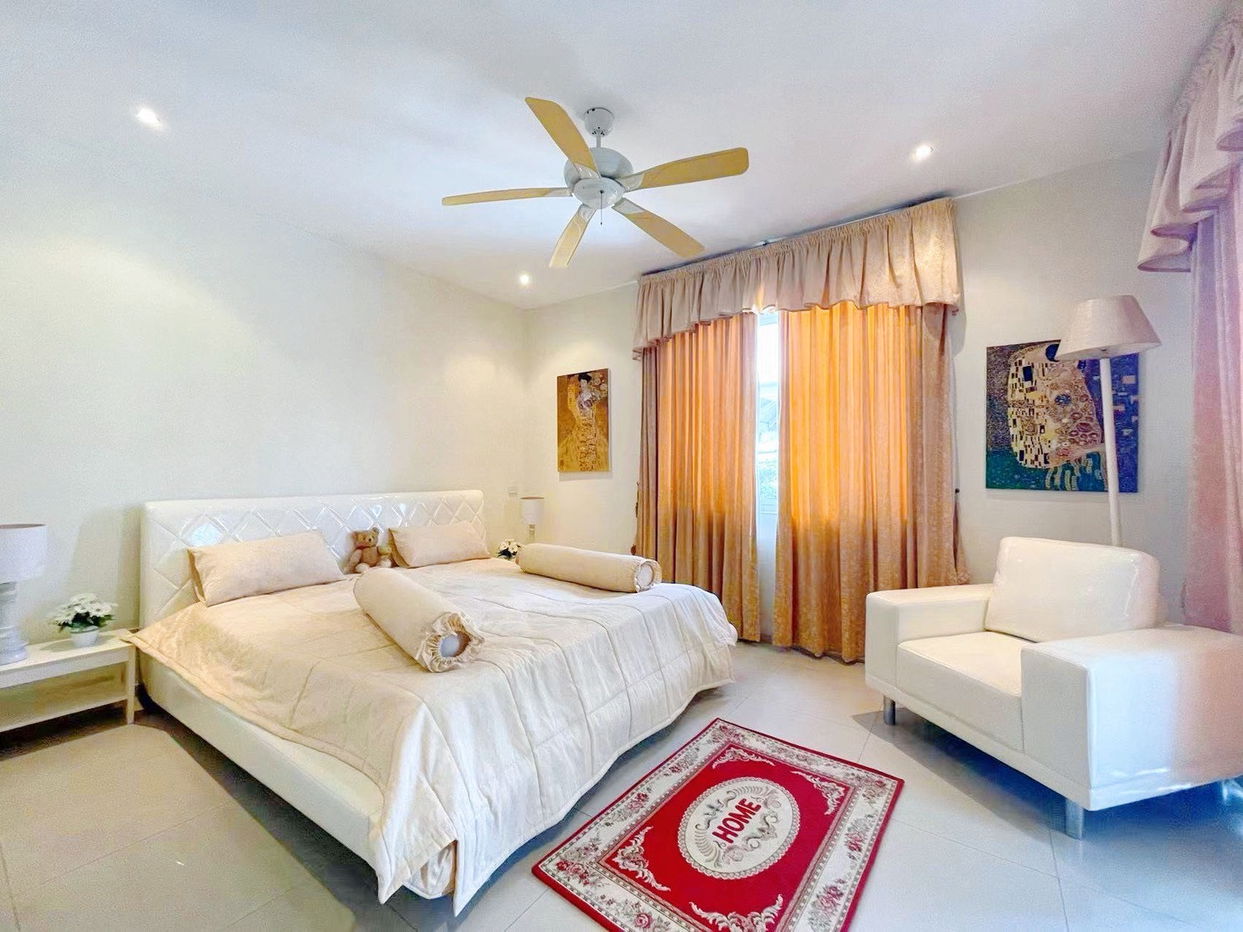 picture Luxury Pool Villa for Rent Thung Klom–Tan Man - 18/23