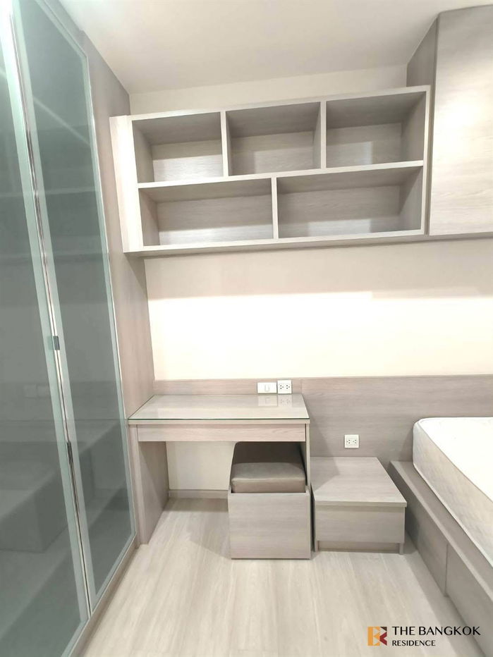 picture  Ready to Move In! 💚 Life Asoke, Beautiful high-floor unit in a prime location 🌃 Near MRT Rama9  - 4/9