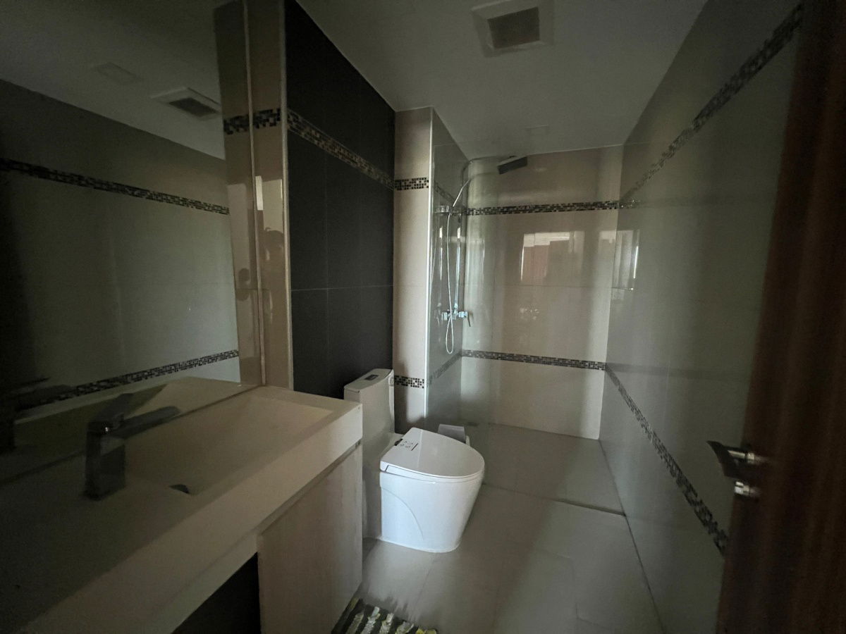 รูป JK 5744346 : ลากูน่า บีช รีสอร์ท จอมเทียน  - รูปที่ 9/10