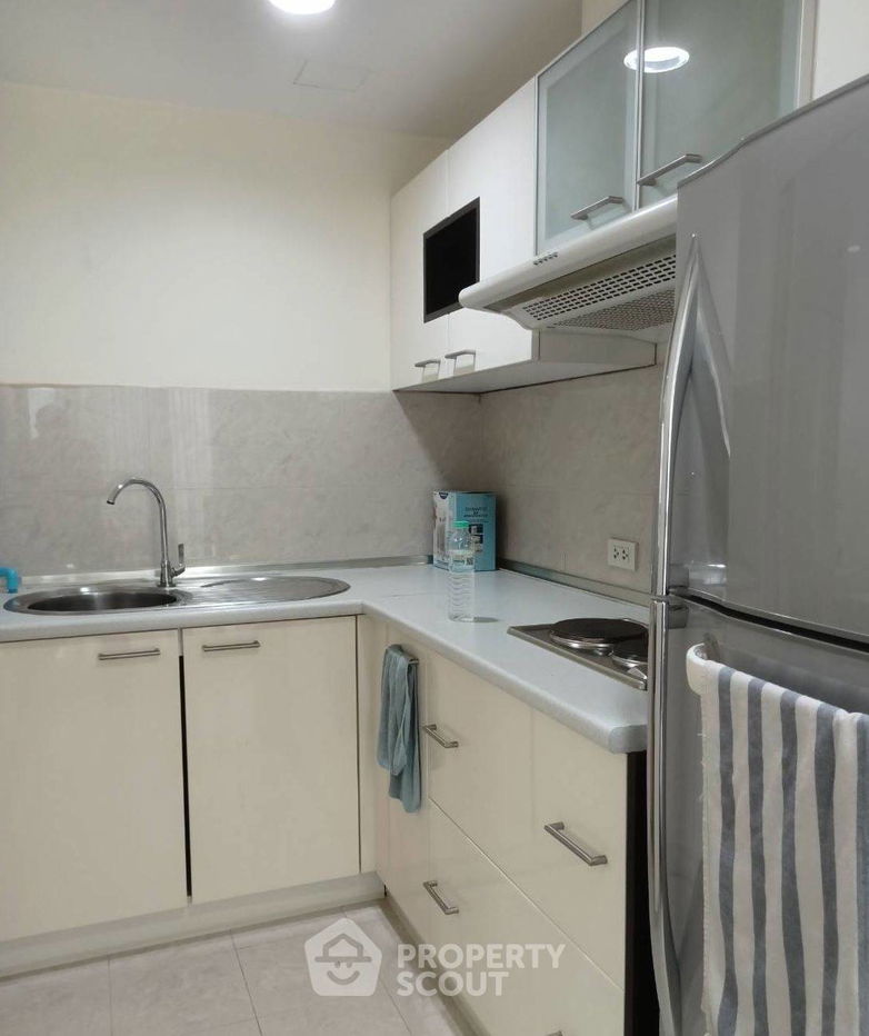 picture 1-BR Condo at Lumpini Suite Sukhumvit 41 near BTS Phrom Phong (ID 1865003) - 2/7
