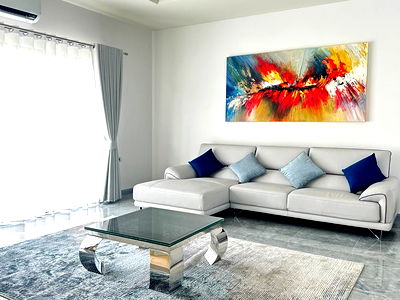 บ้านเดี่ยว ถนนห้วยใหญ่ : Huay Yai Pool Villa Modern Style for Sale