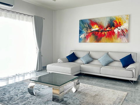 Huay Yai Pool Villa Modern Style for Sale