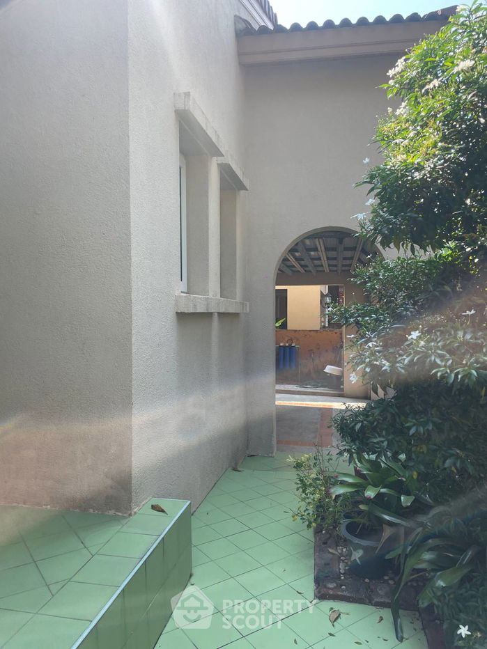 picture 3-BR House at Silk Road Place close to East Pattaya (ID 2463660) - 2/33