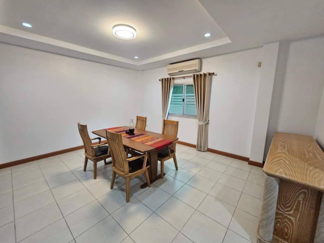 รูป บ้าน 4 ห้องนอน ขายในพัทยา - รูปที่ 14/30