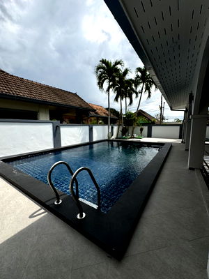 บ้านเดี่ยว หนองปรือ ชลบุรี : 3-Bedroom Private Pool Villa in East Pattaya