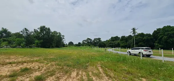 รูป ที่ดินแบ่งแยกพร้อมสร้างโครงการบ้านจัดสรร - รูปที่ 16/16