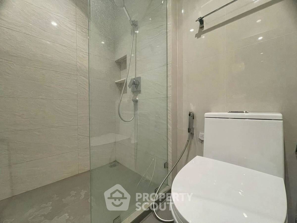 picture 1-BR Condo at Maru Ekkamai 2 near BTS Ekkamai (ID 2461908) - 5/7