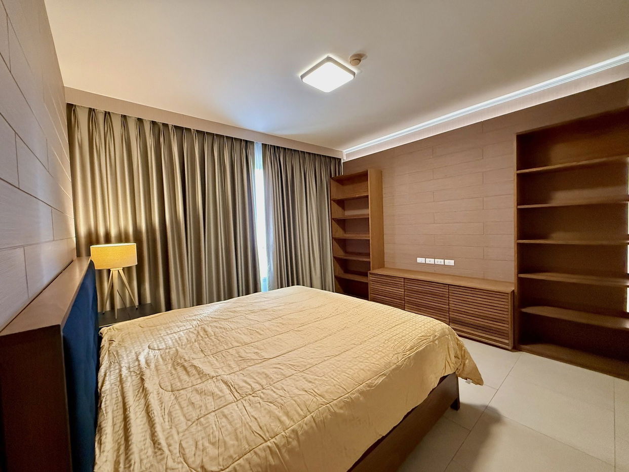 picture Zire Wongamat 2 Bedrooms for Sale - 6/10