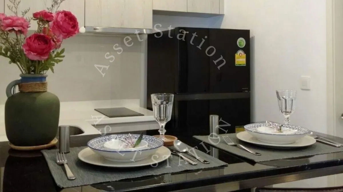 picture Condo for rent: Life Asoke, prime location, near BTS Asoke and MRT Phetchaburi. - 6/10