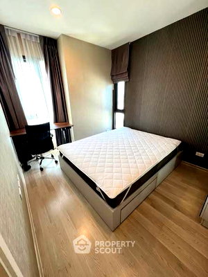 Condos for rent : High-Floor 2-BR Condo 51 Sqm At Centric Ratchada-Huai Khwang Near MRT Huai Khwang (100m) (ID 2462877)