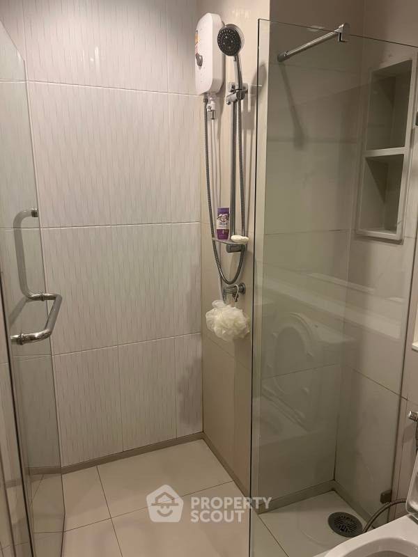 picture 1-BR Condo at Life Asoke - Rama 9 near MRT Phra Ram 9 (ID 1953366) - 9/12