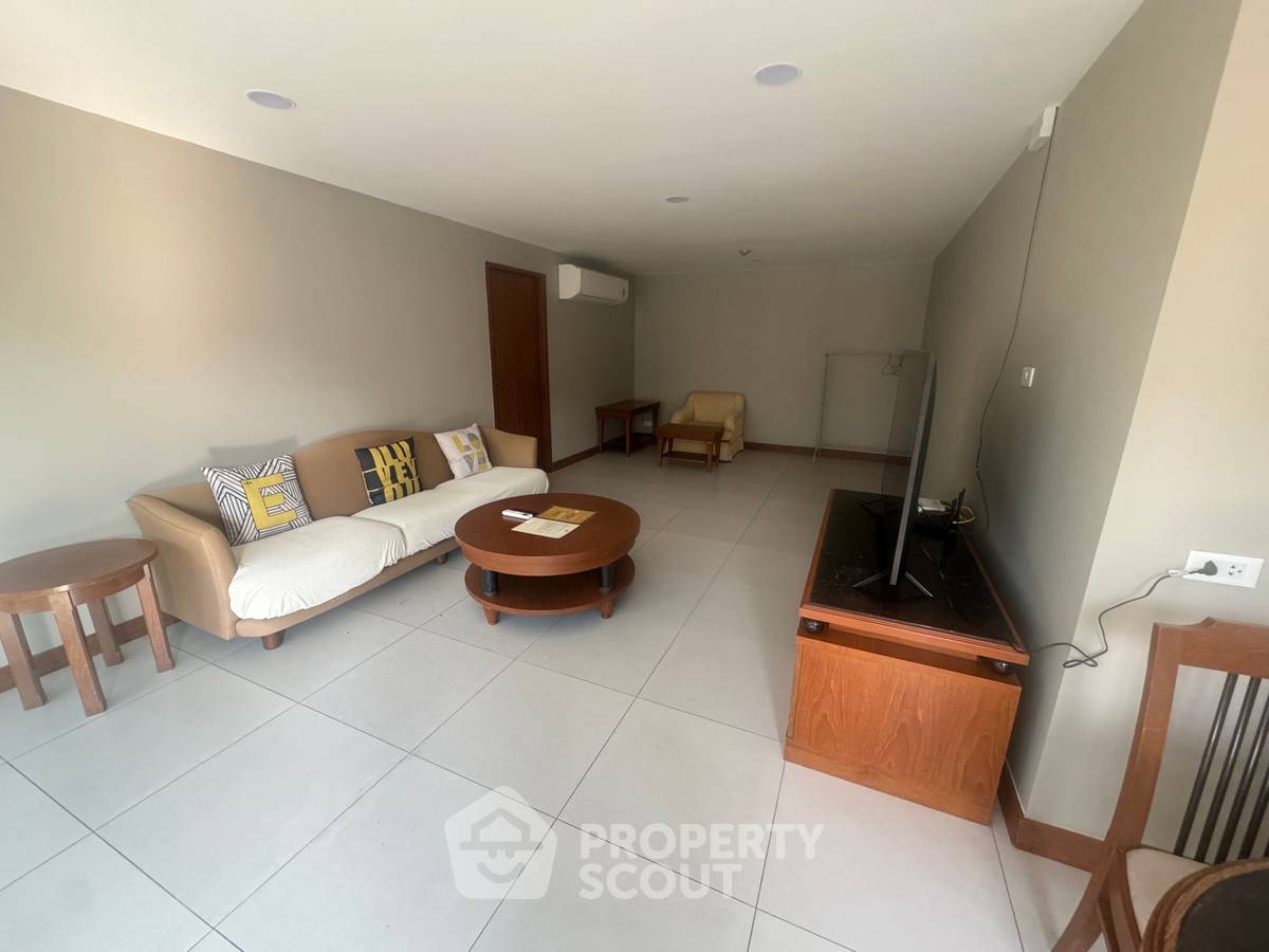 รูป คอนโด 2-ห้องนอน ที่ ยูไนเต็ด ทาวเวอร์ ใกล้ BTS ทองหล่อ (ID 2009618) - รูปที่ 3/16