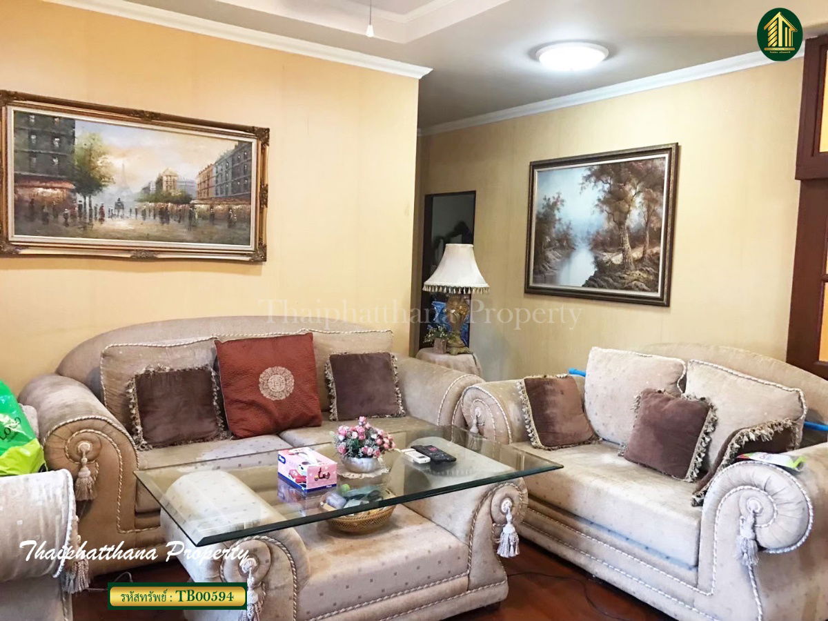 รูป ขายด่วนบ้านสร้างเอง หลังใหญ่ 245 ตารางวา ใกล้สำนักงานเขตทวีวัฒนา  - รูปที่ 5/9