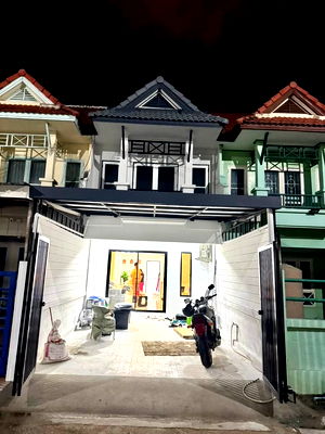 Houses for sale Lieb Tang Rodfai : Townhouse for Sale – Jomtien