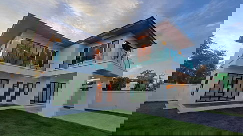 ขายบ้านเดี่ยว 2 ชั้น สไตล์โมเดิร์น 3 ห้องนอน ในห้วยใหญ่