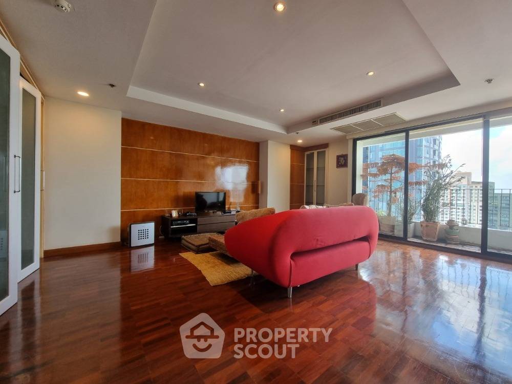 picture 1-BR Condo at Icon 3 Condominium close to Thong Lo (ID 1749687) - 1/9