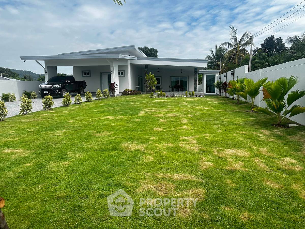 รูป วิลล่า 3-ห้องนอน ใน หินเหล็กไฟ (ID 2461735) - รูปที่ 30/30