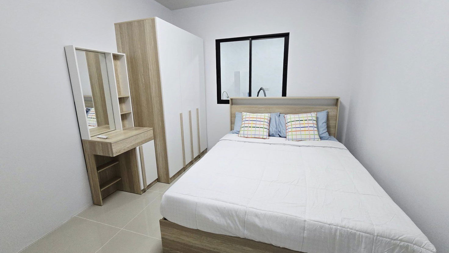 picture Renovated Townhouse for Sale – North Pattaya - 5/10
