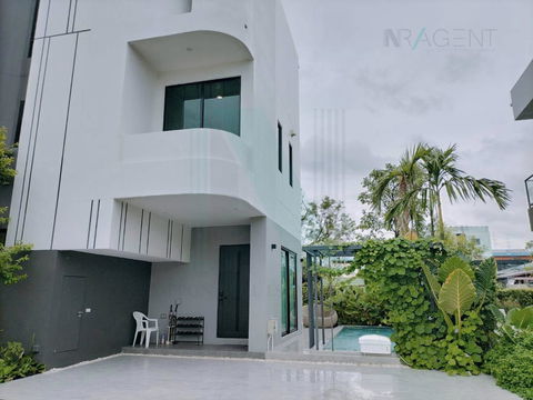 📌 ขายบ้านแฝด โครงการ อัลติจูด ฟอเรสต์ อ่อนนุช-ลาดกระบัง 3 ชั้น 3 ห้องนอน 4 ห้องน้ำ