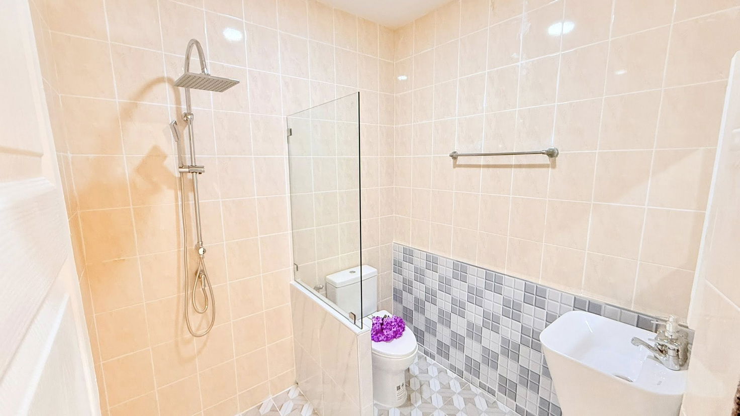 รูป ขายทาวน์เฮ้าส์ชั้นเดียว – เขาน้อย พัทยาตะวันออก - รูปที่ 14/16