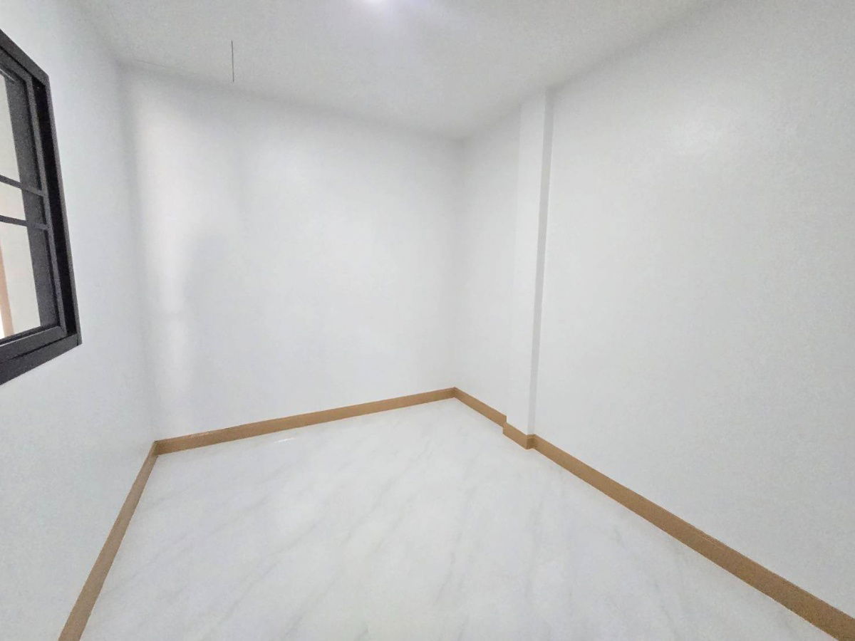 รูป ทาวน์เฮ้าส์2ชั้น ตกแต่งใหม่ สวยงาม พร้อมอยู่ มบ.วันวรา2 ซอยสายไหม75 สายไหม ใกล้ทางด่วน - รูปที่ 18/22