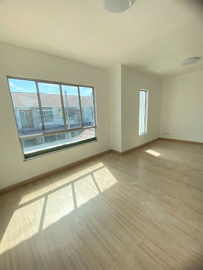 รูป 🏡 𝗛𝗢𝗨𝗦𝗘 𝗙𝗢𝗥 𝗦𝗔𝗟𝗘 | ทาวน์โฮม 2 ชั้น หลังมุม Pruksa Ville 77 พุทธมณฑลสาย 4 ⚡️ - รูปที่ 14/15