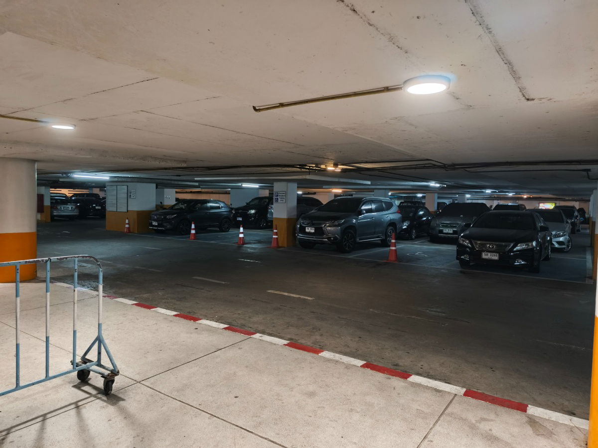 picture Jomtien Plaza Condotel (406/261 Village. 12, Jomtien Beach Road, Nongprue,  Chonburi 20150) - 28/42