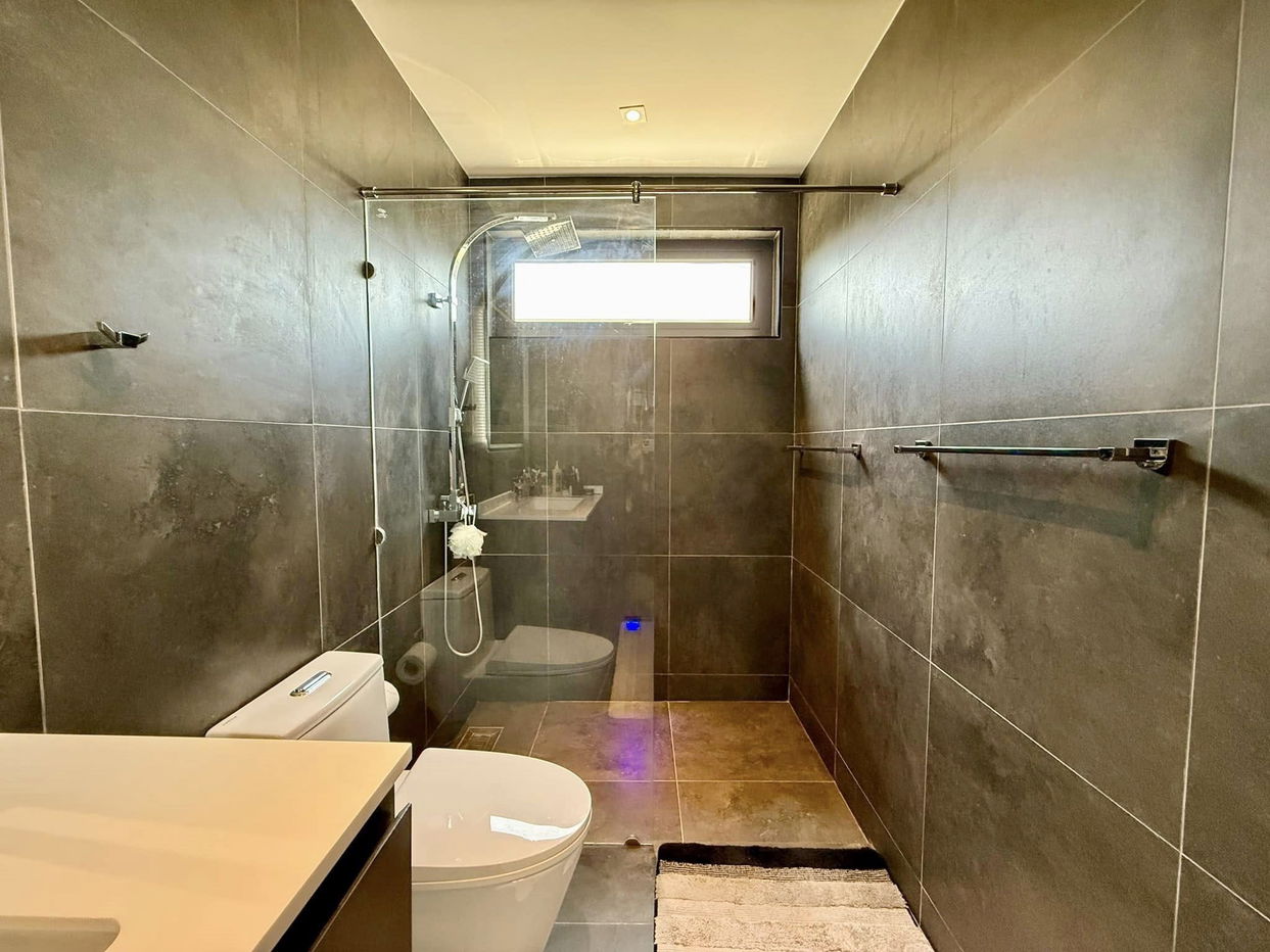 รูป ขายพูลวิลล่า 3 ห้องนอน สไตล์โมเดิร์น ในห้วยใหญ่ - รูปที่ 13/18