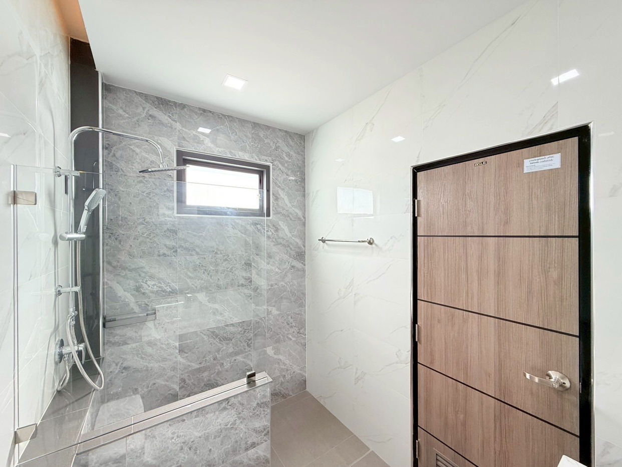 picture Pool Villa - Mabprachan Reservoir - 16/17