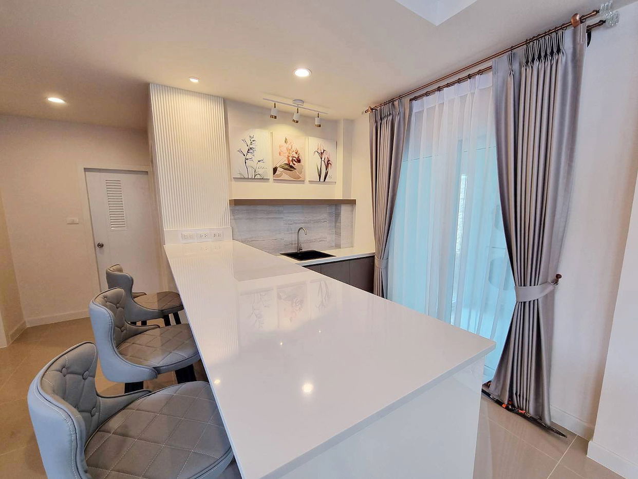 รูป บ้าน 4 ห้องนอนให้เช่าในพัทยาตะวันออก - รูปที่ 5/15