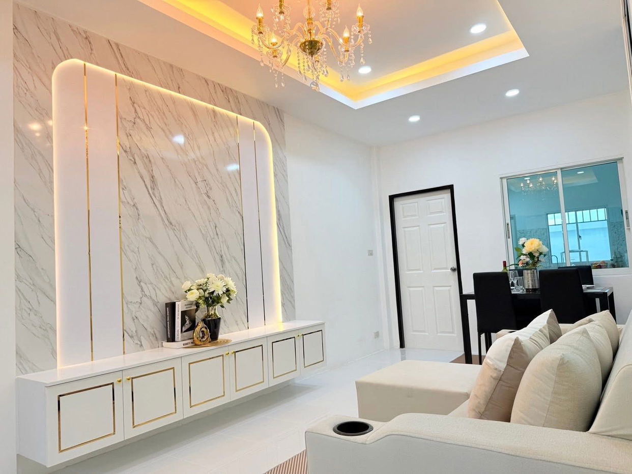 picture 3-Bedroom Townhouse for Sale in Siam Country Club - 4/15