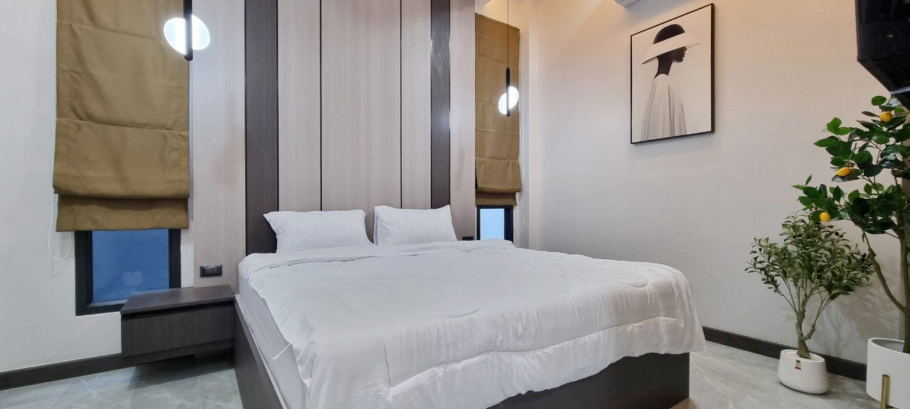 picture 3 Bedrooms Pool Villa in East Pattaya for Sale - 12/22