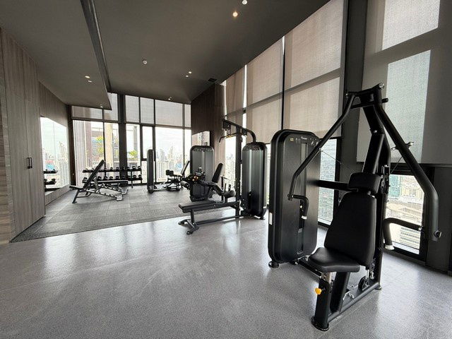 รูป C6407 ให้เช่า  :  คอนโด  นิว ดิสทริค อาร์ไนน์ พระราม 9 ( MRT พระราม 9 ) 064 665 4666 - รูปที่ 10/10