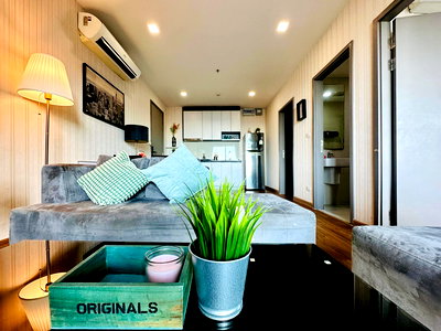 Condos for sale : The Base Condo in Central Pattaya for Sale